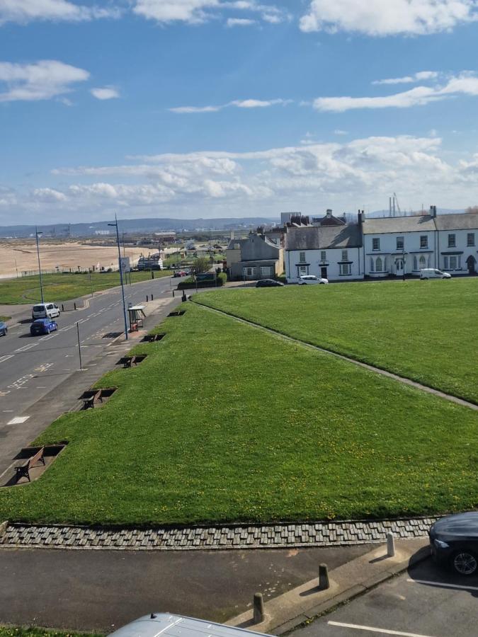 2 The Green, Exceptional Large House, Sea Views Loads Of Bathrooms Seaton Carew Exterior photo