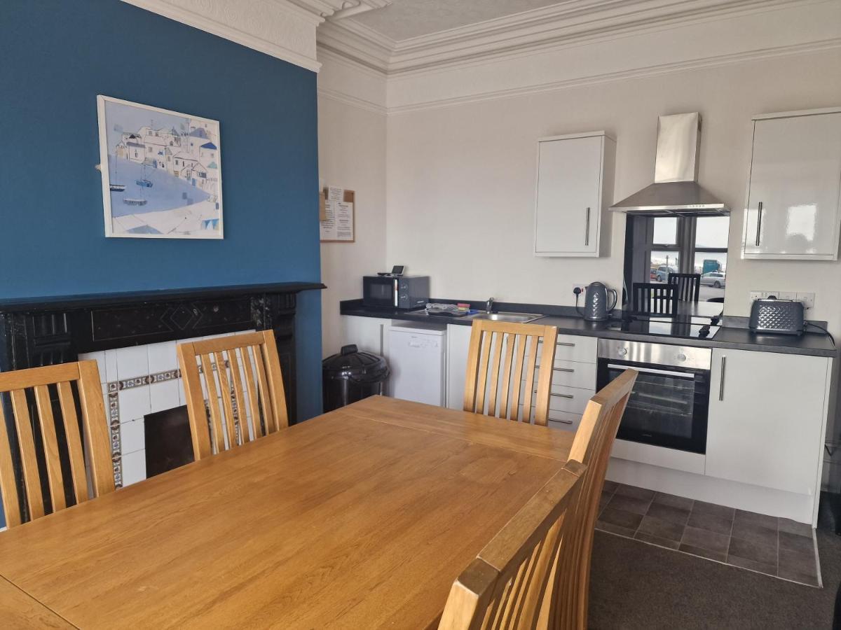 2 The Green, Exceptional Large House, Sea Views Loads Of Bathrooms Seaton Carew Exterior photo