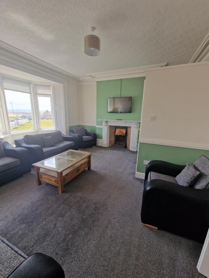 2 The Green, Exceptional Large House, Sea Views Loads Of Bathrooms Seaton Carew Exterior photo