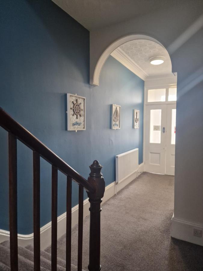2 The Green, Exceptional Large House, Sea Views Loads Of Bathrooms Seaton Carew Exterior photo